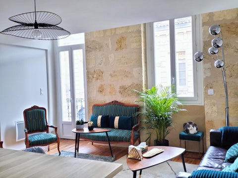 Very nice and quiet room in a newly renovated house with your own bathroom in th Bordeaux, France Nice Room with private bathroom downtown Private room in home vacation rental 546818641015049256