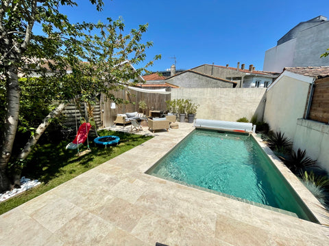 Maison en pierre entièrement rénovée de 150 m2 proposant 4 chambres et 3 salles   Maison en pierre, piscine chauffée et clim Entire home vacation rental 624379878958567019