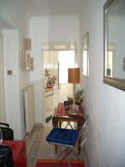 Modern studio for couples or family up to 2 children, off a main avenue with pub Vienna, Austria Vienna 19th, Döbling, Studio Entire rental unit vacation rental 17873381