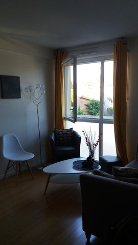 L'appartement est à proximité du tram et à 10 minutes du centre ville de Bordeau Bordeaux, France Charmant T2 proche de Bordeaux Entire rental unit vacation rental 26525143