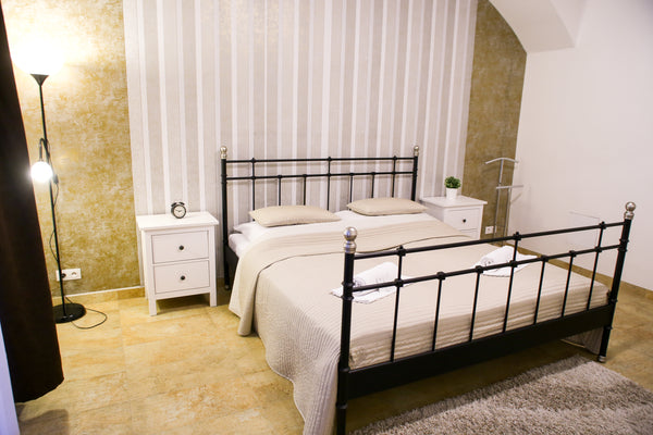 Jen 5 minut pěšky a budete na Václavském náměstí. Byt se nachází v historickém c Prague, Czechia Stefania Apartment Centre Entire rental unit vacation rental 27773519