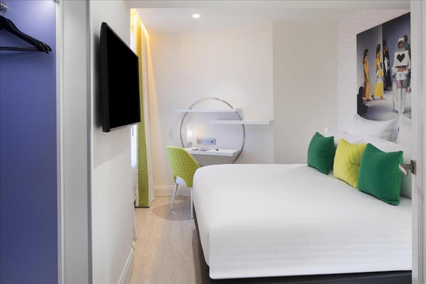 From head to toe, Hotel Dress Code has the perfect OR right** amount of chic to  Levallois-Perret, France Nice Room in the center of Paris Room in boutique hotel vacation rental 24724230