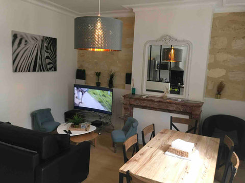 Voici un bel appartement meublé à proximité de toutes commodités.<br />50 m² ave Rueil-Malmaison, France Bordeaux comme à la maison Entire rental unit vacation rental 24074532
