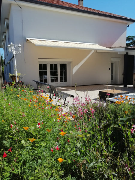 T2 with 50m2 completely renovated,at the ground floor with independant entry. <b Pessac, France Lovely T2 close to Pessac Center Entire rental unit vacation rental 4633344