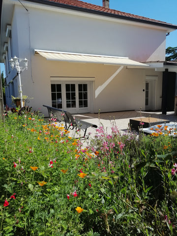 T2 with 50m2 completely renovated,at the ground floor with independant entry. <b Pessac, France Lovely T2 close to Pessac Center Entire rental unit vacation rental 4633344