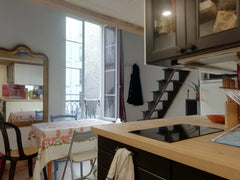 Awesome studio with mezzanine, very quiet and cozy, 5 minutes walk from Luxembou Bourg-la-Reine, France Superb studio in the heart of Paris - Pantheon Entire rental unit vacation rental 25154596