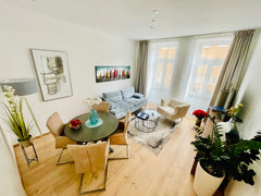This newly renovated and joyful decorated flat is your perfect home away from ho Vienna, Austria Colorful Apartment with Free Parking Space Entire rental unit vacation rental 649689352064723486