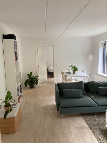 Welcome to your getaway oasis in Copenhagen! <br /><br />The apartment is locate Copenhagen, Denmark Cosy apartment with private garden - Frederiksberg Entire rental unit vacation rental 707648311957255850