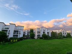 Belle résidence de standing en Bord de Garonne à 3mn de marche de l'arrêt de Tra Bordeaux, France Chambre chez l'habitant,en bord de Garonne Private room in rental unit vacation rental 48242706