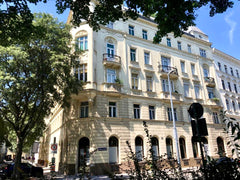  Vienna, Austria Pier 15 city apartment AC Entire vacation home vacation rental 4193331