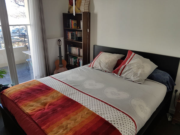 Logement T3 dans résidence calme et récente, idéalement situé pour les accompagn Bordeaux, France Chambre privée à 5mn hôpital Robert Picqué Private room in condo vacation rental 30119599