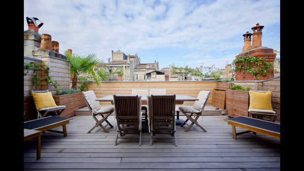 Cet appartement a une très belle lumière. C’est un cocon à 50 mètres du jardin p Bordeaux, France Appartement terrasse au pied du jardin public Entire rental unit vacation rental 37438924