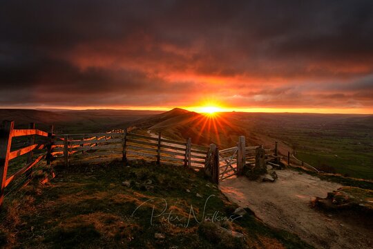 Learn Landscape Photography in The Peak District National Park  Private Tours and Travel Guide Europe London COUNTRY England Destination Tour