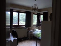 4 students rooms avec un grand commu de 40m2, une salle de douche et un w-c. A 6 Woluwe-Saint-Lambert, Belgium Chambre full équipé Private room in home vacation rental 3832032