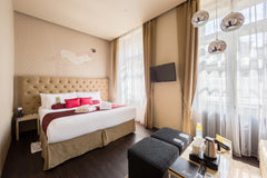 Kromě jedinečného designu a komfortu nabízíme také výtečnou polohu v centru Prah  Designový hotel v samém srdci historického centra Room in boutique hotel vacation rental 52433620