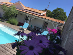 Mon logement est proche :<br />- du tram B<br />- de Pessac-centre<br />- de la  Pessac, France Maison arcachonnaise avec piscine chauffée Entire home vacation rental 26393576