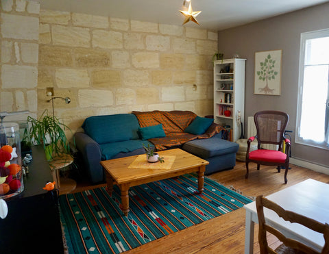 Appartement de charme de type T3 avec Balcon au 1er et dernier étage d'une copro Bordeaux, France Appartement T3 murs en pierres / avec balcon Entire rental unit vacation rental 34336720