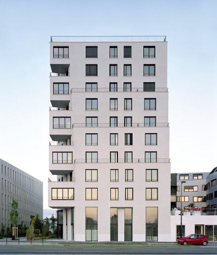 Charmant logement lumineux à la décoration soignée, idéalement situé à 5mn de Bo Bordeaux, France Ravissant Appartement à 5mn de Bordeaux Entire rental unit vacation rental 19077991