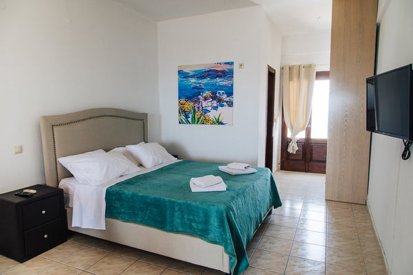 A quiet and spacious apartment with private balconies offering a wonderful view  Greece Enareti - Firostefani Villa Entire rental unit vacation rental 27006919