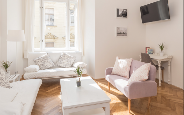 New, stylish apartment in the Old Town - city center. Excellent location - near   NEW STYLISH LARGE apartment in the Old Town center Entire rental unit vacation rental 20676565