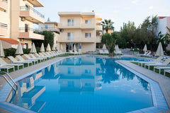 Blue Sky Hotel is situated in Agia Marina and has a large outdoor pool with gard  Blue Sky Hotel Studio with sea view & pool Room in hotel vacation rental 49408001