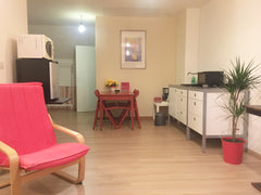 Grand loft avec salon une méridienne , écran plat avec 400 chaînes télévisées di Brussels, Belgium Modern LOFT 10’ from Atomium -Free parking &wifi Entire loft vacation rental 31955659