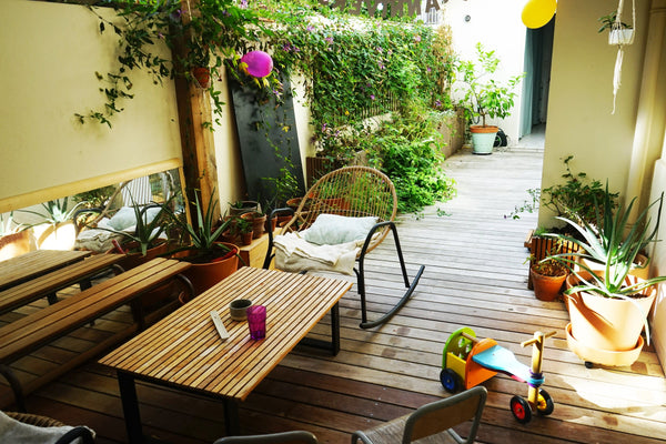 Superb house of 100m2 with terrace. Renovated and bright, it is ideal for a fami Bordeaux, France Superbe maison avec terrasse / séjour en famille Entire home vacation rental 38979461