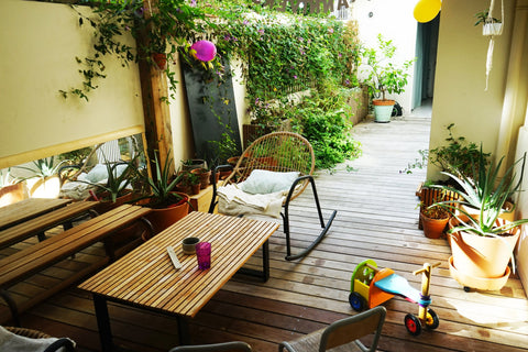 Superb house of 100m2 with terrace. Renovated and bright, it is ideal for a fami Bordeaux, France Superbe maison avec terrasse / séjour en famille Entire home vacation rental 38979461