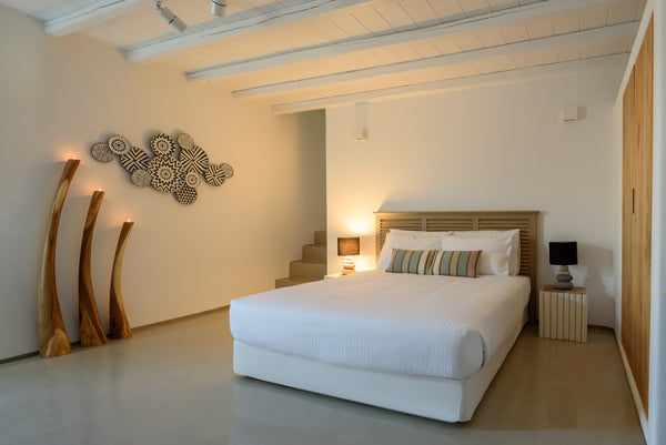 Feeling the friendliness of our staff<br /><br />Located on the pool level, this Athens, Greece The Summit of Mykonos - Superior Executive Suite Room in hotel vacation rental 35814150