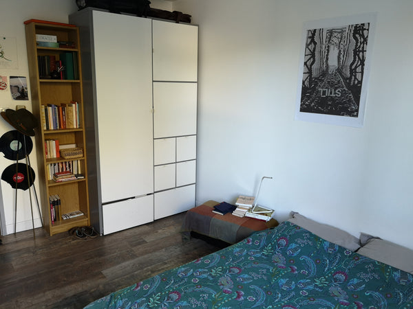 À moins de 10 minutes du centre de Bordeaux en vélo ou bus, bienvenue dans notre Bordeaux, France Peaceful Room - Maison calme avec Jardin Private room in home vacation rental 39417970