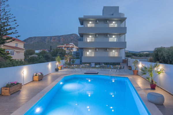 Golden Sunlight Hotel provides accommodations with a restaurant, free private pa  Golden Sunlight Hotel 