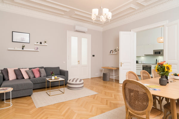 Experience the atmosphere of an authentic old Viennese “Altbau” building in our  Vienna, Austria Palais Schottentor Entire serviced apartment vacation rental 37477151