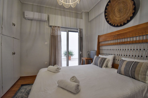 Location, location, location! Tic by Be My Guest offers a comfortable stay in th Athens, Greece Tic by Be My Guest Entire rental unit vacation rental 40753498
