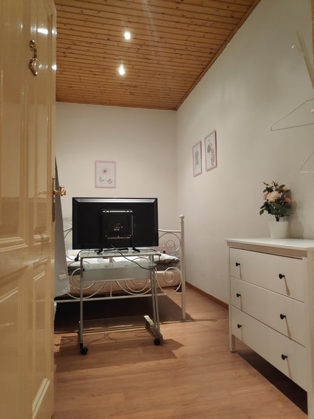 A beautiful room near Prater and City Center with direct connection to airport a Vienna, Austria Wohnliches warmes Zimmer Private room in rental unit vacation rental 28336405