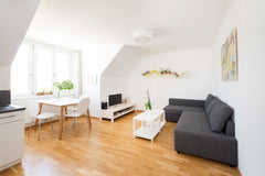Das Appartment ist in einer sehr ruhigen Wohngegend, es besteht aus einer Wohnkü Schwechat, Austria Snow's and Toni's Appartement Entire condo vacation rental 19533006