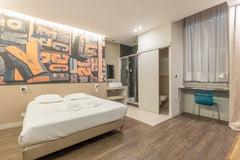 hôtel en plein centre-ville de bordeaux<br /><br /><b>The space</b><br />l’hôtel Bordeaux, France hotel de la presse, chambre confort Room in boutique hotel vacation rental 43446957