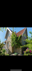 Din familie vil være tæt på alt, når I bor i denne centralt beliggende bolig i K Copenhagen, Denmark Vidunderlig vila med udsigt til sø Entire villa vacation rental 649853108459129866