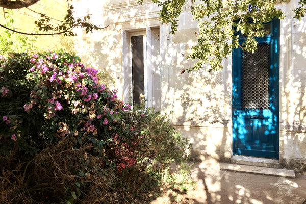 Maison typique bordelaise avec jardin, située sur un axe reliant le centre-ville Bègles, France Maison ancienne & rénovée de 100 m² - Bordeaux Sud Entire home vacation rental 725988109507909599