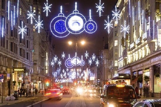 Magic of Christmas Lights Private Tour in London  Private Tours and Travel Guide Europe London CITY London Destination Tour