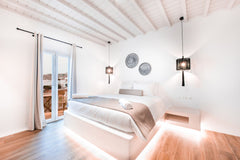 <b>License number</b><br />1144Κ122Κ0498501 Greece Tagoo studios mykonos 8 Entire serviced apartment vacation rental 571512302325481882