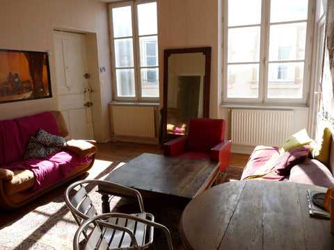 The flat is near the center, and it's easy to reach pretty much everything by fo Lyon, France Room 5-10min from center, near Rhône river Private room in rental unit vacation rental 14232939