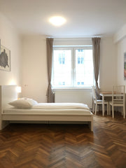 Die äußere Mariahilferstraße ist aufstrebender Stadtteil (wienerisch “Grätzl”),  Vienna, Austria Apartment Mariahilferstrasse Entire condo vacation rental 16919588