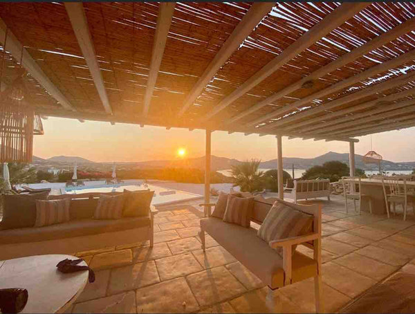 Dream Sea Villa up on a hill with incredible views, located just outside of the   Villa Penelope, Naoussa, Paros GR Cycladic home vacation rental 11772145