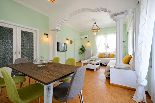 A bright, modern 3 bedroom and 2-bath apartment, equipped with all the essential GR Lovely 3 bedroom/2 bath apartment in N.Smirni Entire rental unit vacation rental 622978373062683118