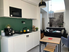Studio avec accès independant. Situé à 15 min du cœur de Bordeaux, selon plusieu  Studio Cosy à Bordeaux sur la ligne tram D Entire home vacation rental 41185748