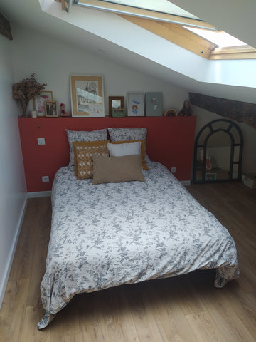 L’appartement est d'un T3 de 47m. Situé au coeur du quartier saint michel entre  Sicily, Italy chambre au dernier étage Private room in rental unit vacation rental 9083480