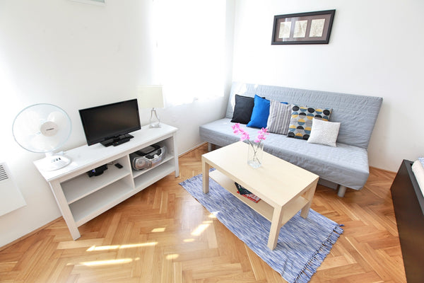 Nice and comfortable studio on the 3rd floor, in the origin block of residential Prague, Czechia Angel City Apartments ap.7 Room in serviced apartment vacation rental 12066585