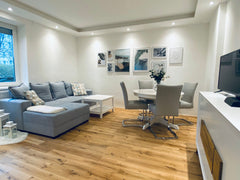 Completely renovated, cosy and quiet 2-room-apartment, located in noble 19. dist Vienna, Austria Brand-new, cozy flat- 10 min away from city center Entire rental unit vacation rental 41214108