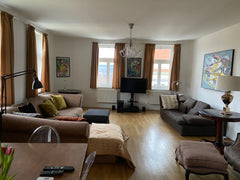 Genieße ein stilvolles Erlebnis in dieser zentral gelegenen Unterkunft.  Beautiful sunny apartment Entire condo vacation rental 595440455155255199