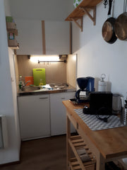 very nice small Apartment (22m2) near the city (5th) district of Vienna. The 5th Vienna, Austria small but cosy apartment near the city Entire rental unit vacation rental 23053408